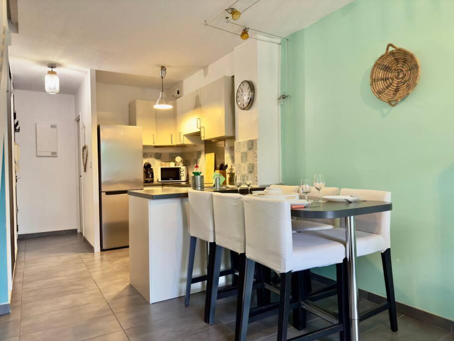 Maison Au Calme 2 Chambres Terrasse Clim Parking Gratuit Монпелие Екстериор снимка